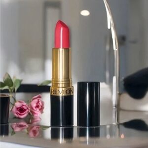 Lipstick REVLON Super Lustrous Lipstick Lip Rouge Lip Color LOVE THAT PINK